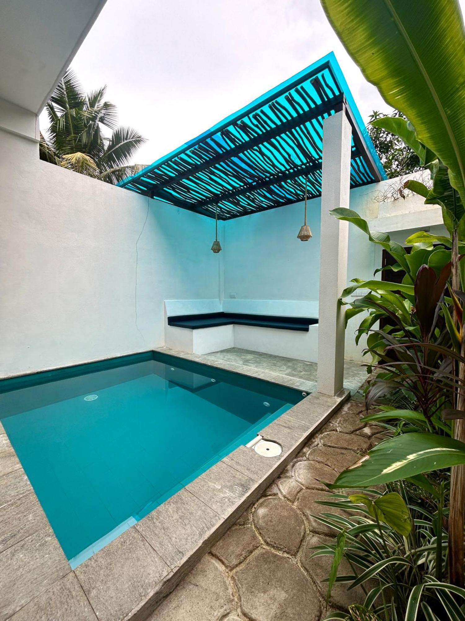 Private Pool Cabanas Ac - Angam Villas Hikkaduwa Extérieur photo